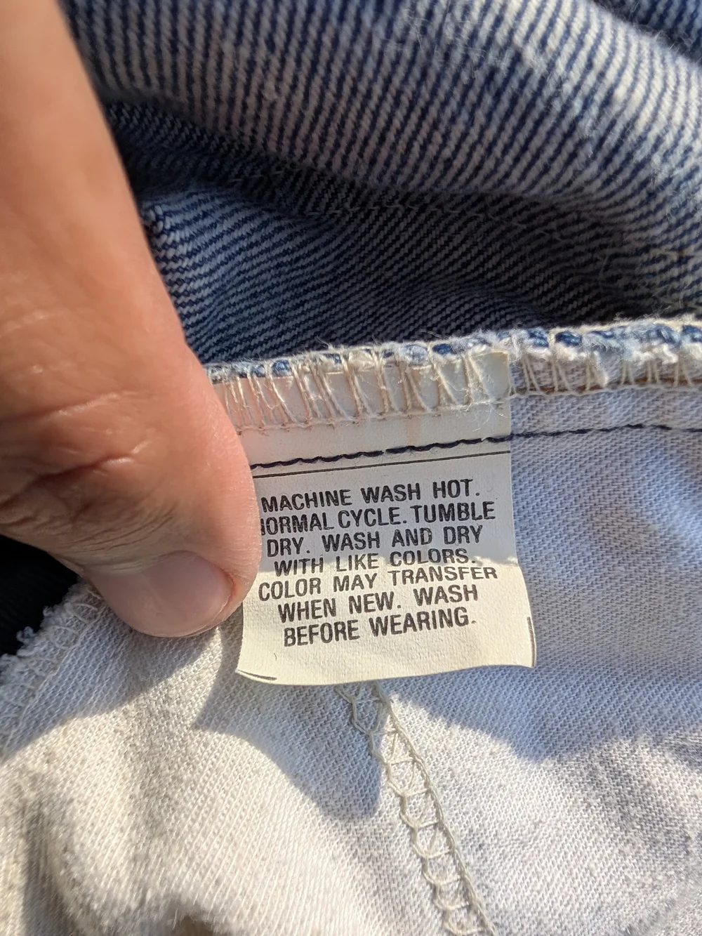 Vintage Levi's Men's Denim Straight Jeans in Blue